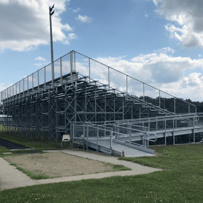 14 Row Outdoor Aluminum Bleachers With Plastic Seating